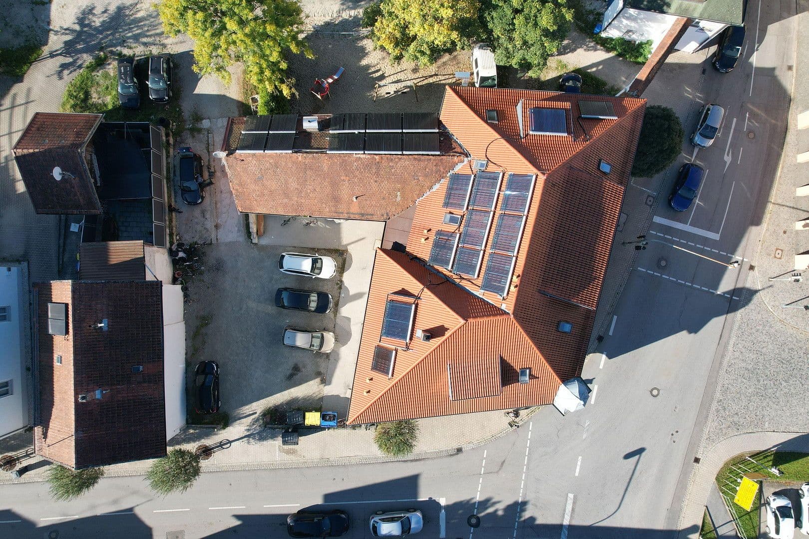 Predaj domu 816 m², pozemek 680 m², Arnstorf, Bavorsko Predaj domu 816 m², pozemek 680 m², Arnstorf, Bavorsko