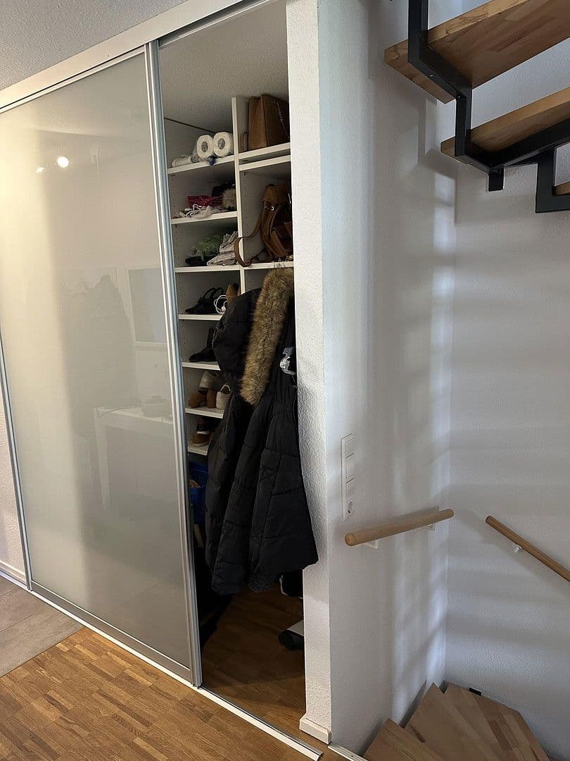 Predaj domu 125 m², pozemek 197 m², Abstatt, Bádensko-Wurttembersko Predaj domu 125 m², pozemek 197 m², Abstatt, Bádensko-Wurttembersko