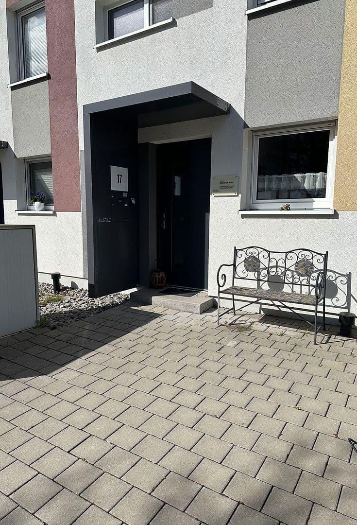 Predaj domu 125 m², pozemek 197 m², Abstatt, Bádensko-Wurttembersko Predaj domu 125 m², pozemek 197 m², Abstatt, Bádensko-Wurttembersko