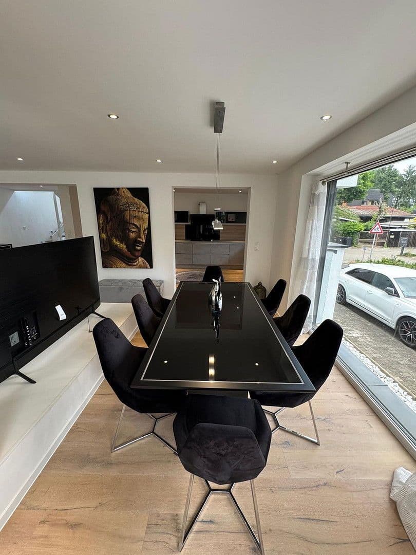 Predaj domu 280 m², pozemek 294 m², Darmstadt, Hesensko Predaj domu 280 m², pozemek 294 m², Darmstadt, Hesensko