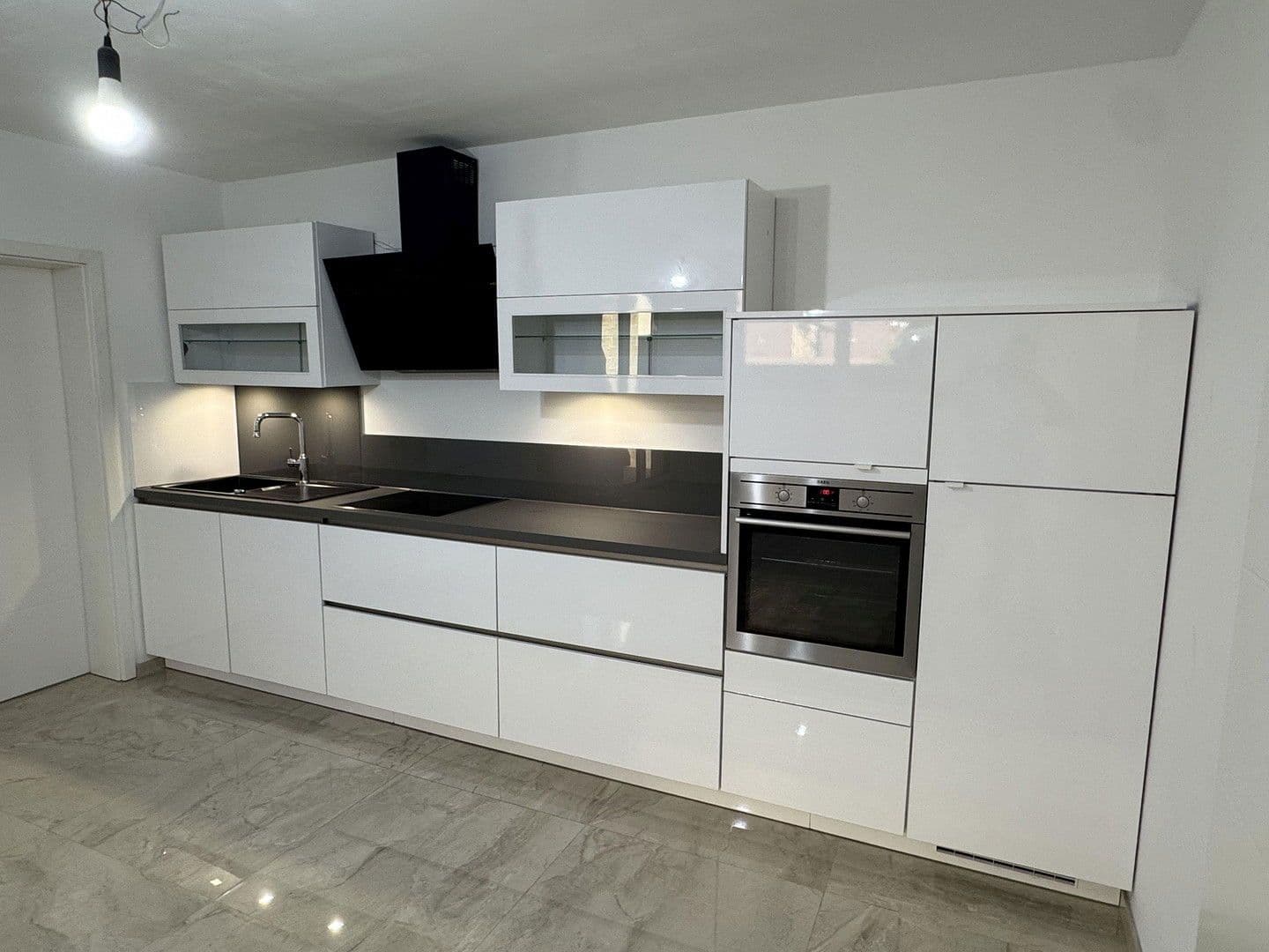 Predaj domu 280 m², pozemek 294 m², Darmstadt, Hesensko Predaj domu 280 m², pozemek 294 m², Darmstadt, Hesensko