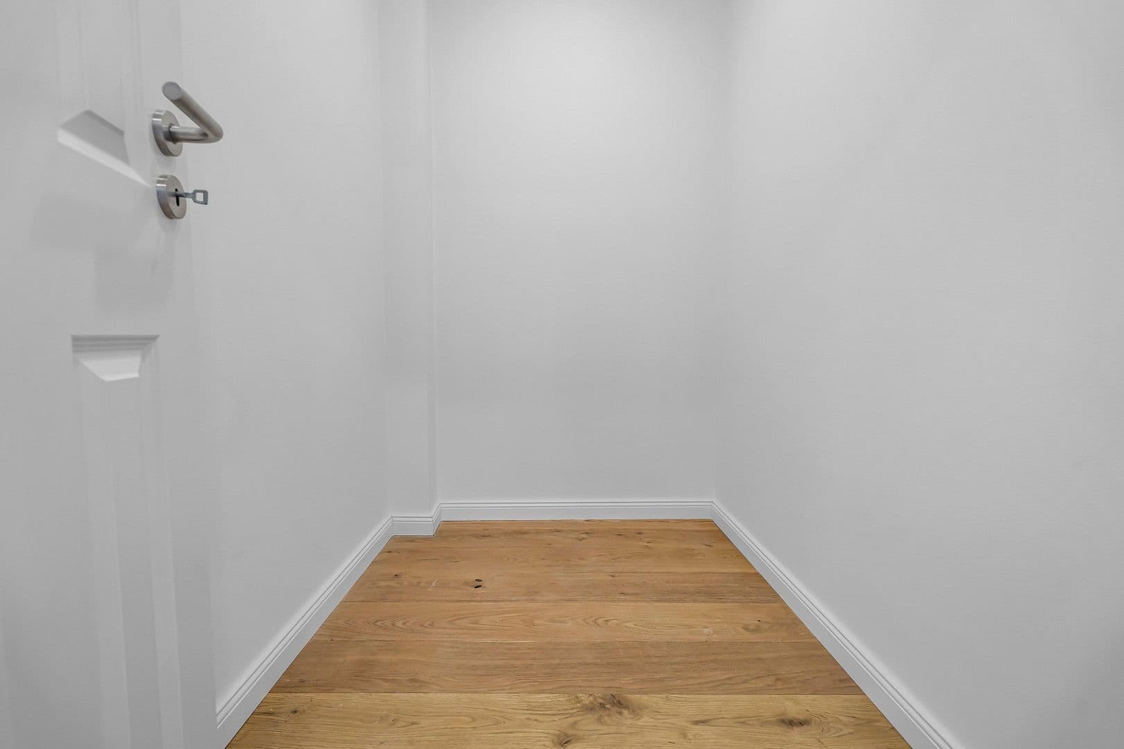 Prenájom bytu 2-izbový 62 m², Bremen, Brémy Prenájom bytu 2-izbový 62 m², Bremen, Brémy