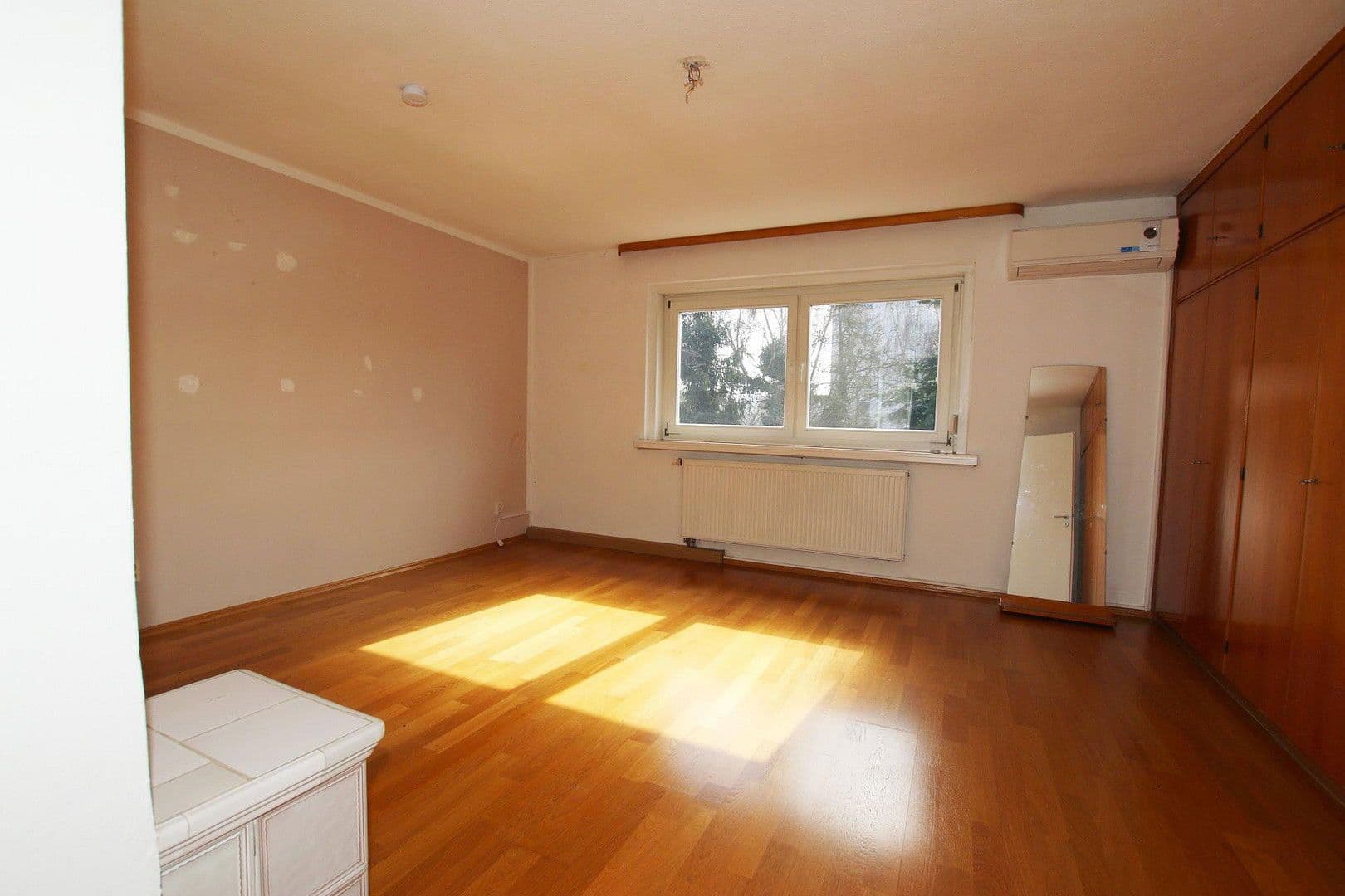 Predaj domu 117 m², pozemek 936 m², Dingolfing, Bavorsko Predaj domu 117 m², pozemek 936 m², Dingolfing, Bavorsko