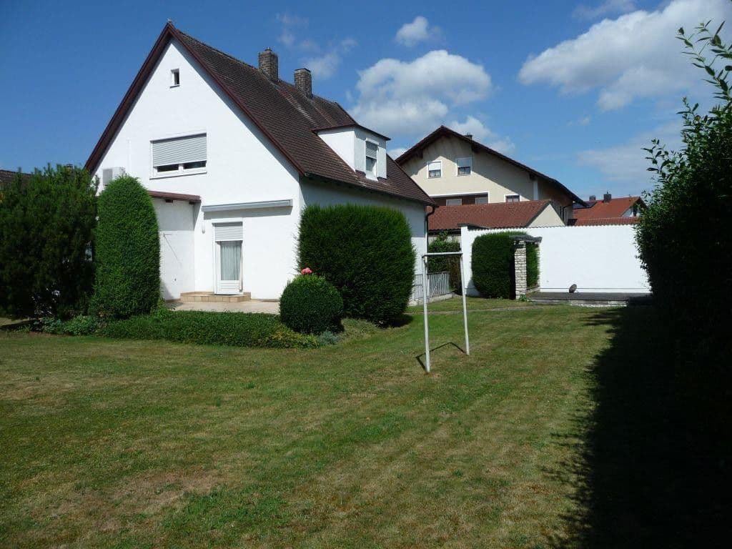 Predaj domu 117 m², pozemek 936 m², Dingolfing, Bavorsko Predaj domu 117 m², pozemek 936 m², Dingolfing, Bavorsko