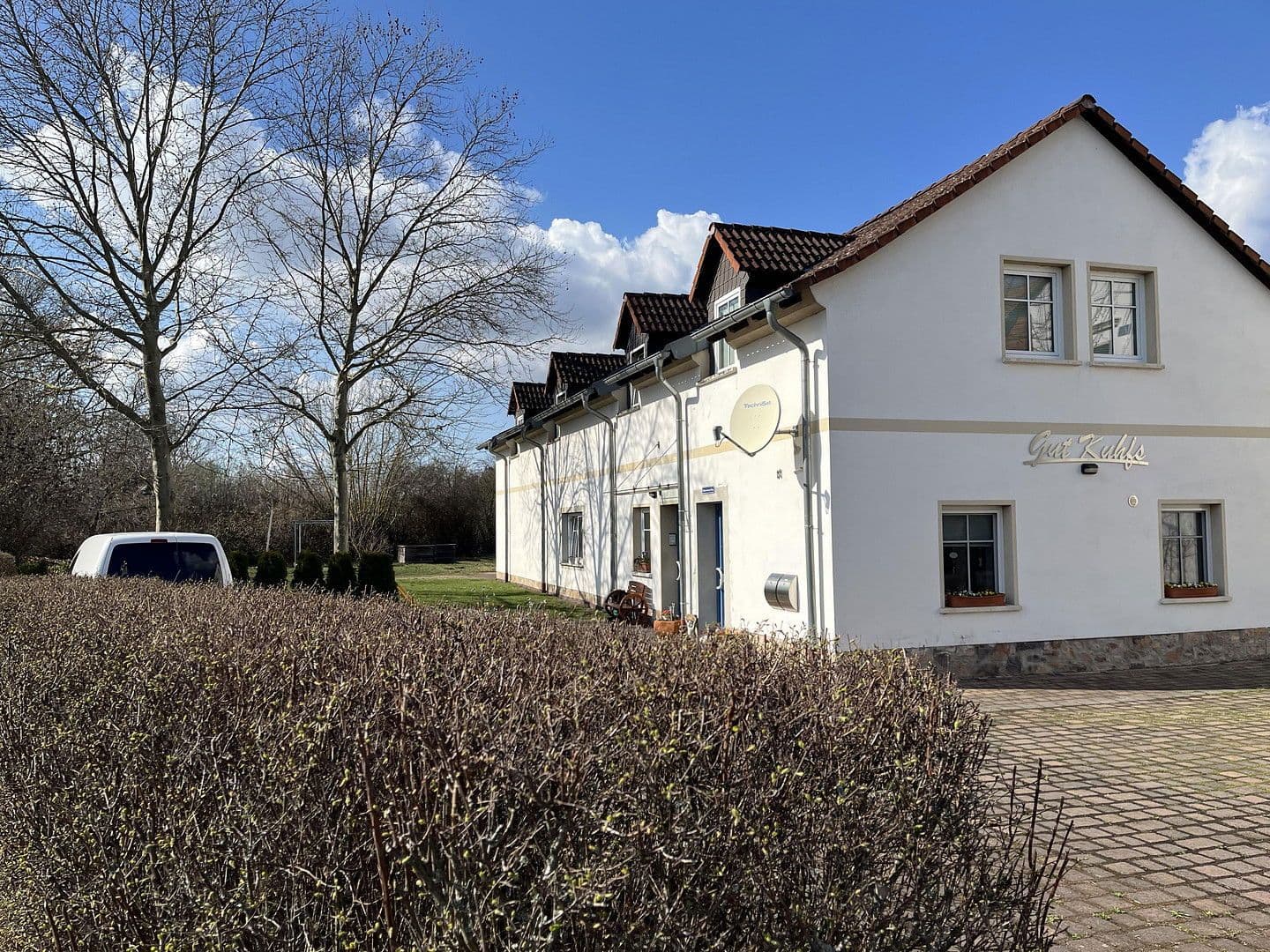 Predaj domu 780 m², pozemek 3.560 m², Lobstädter Straße 11, Neukieritzsch, Sasko Predaj domu 780 m², pozemek 3.560 m², Lobstädter Straße 11, Neukieritzsch, Sasko