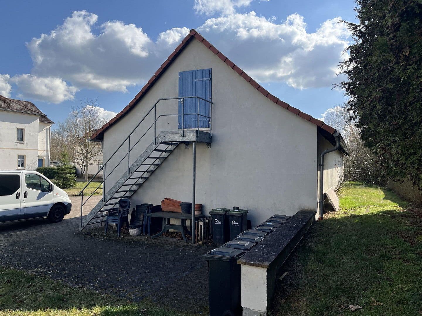 Predaj domu 780 m², pozemek 3.560 m², Lobstädter Straße 11, Neukieritzsch, Sasko Predaj domu 780 m², pozemek 3.560 m², Lobstädter Straße 11, Neukieritzsch, Sasko