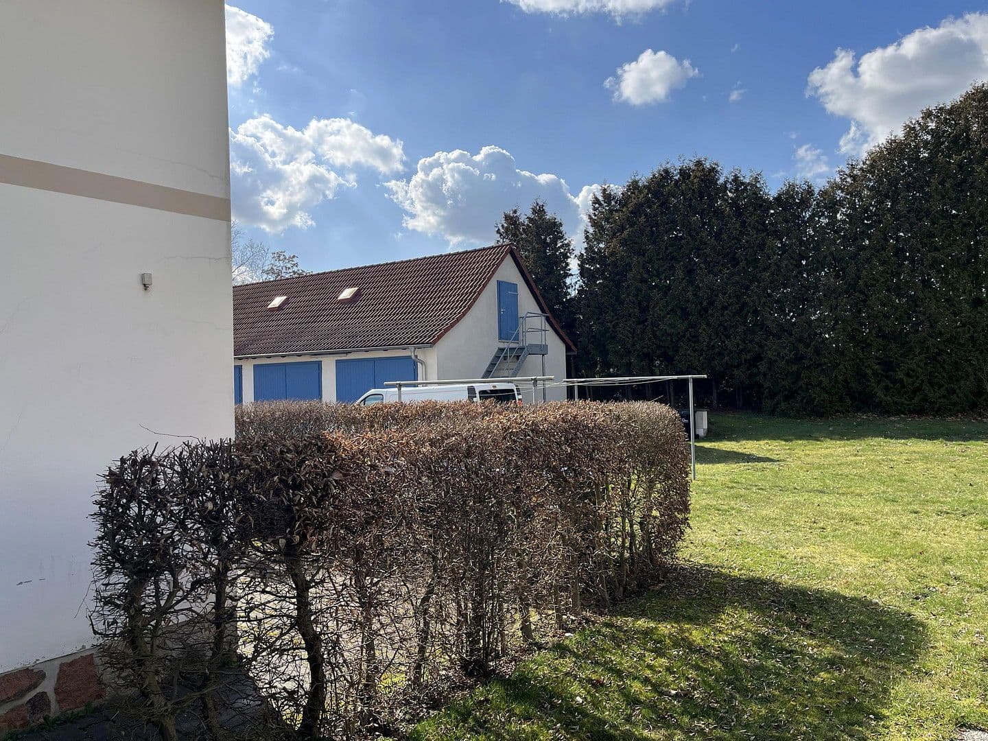 Predaj domu 780 m², pozemek 3.560 m², Lobstädter Straße 11, Neukieritzsch, Sasko Predaj domu 780 m², pozemek 3.560 m², Lobstädter Straße 11, Neukieritzsch, Sasko