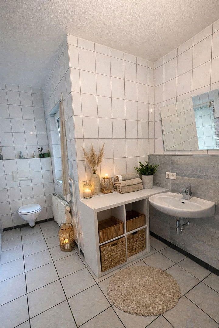 Prenájom bytu 2-izbový 62 m², Gummersbach, Severné Porýnie - Westfálsko Prenájom bytu 2-izbový 62 m², Gummersbach, Severné Porýnie - Westfálsko