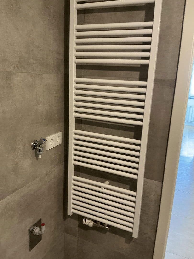 Prenájom bytu 3-izbový 70 m², Allerstrasse, Wolfsburg, Dolné Sasko Prenájom bytu 3-izbový 70 m², Allerstrasse, Wolfsburg, Dolné Sasko