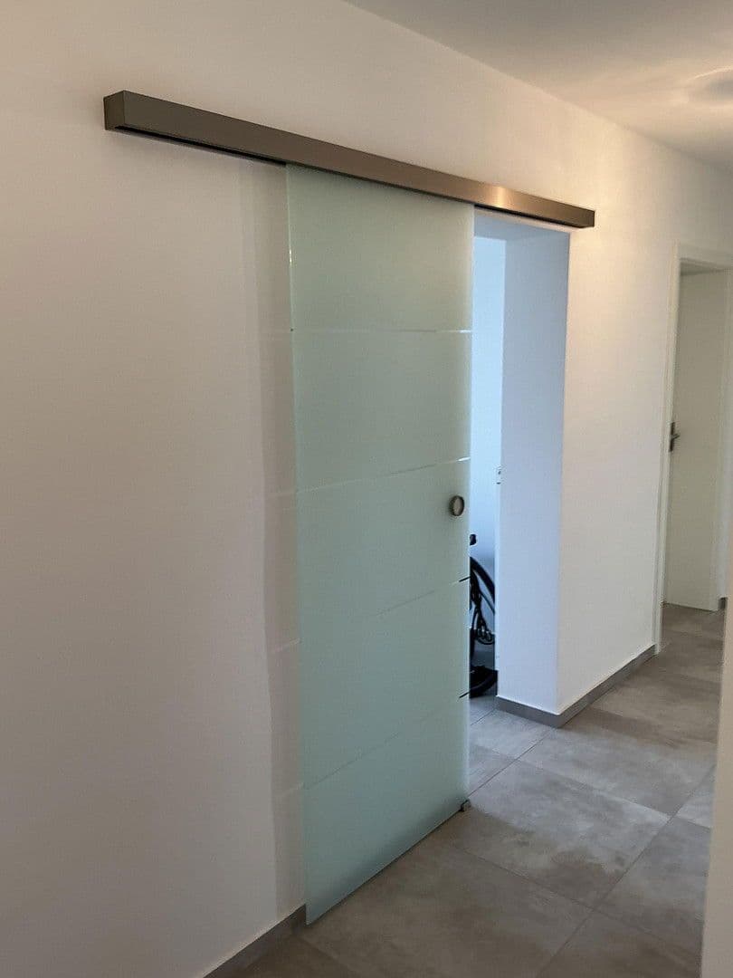 Prenájom bytu 3-izbový 70 m², Allerstrasse, Wolfsburg, Dolné Sasko Prenájom bytu 3-izbový 70 m², Allerstrasse, Wolfsburg, Dolné Sasko