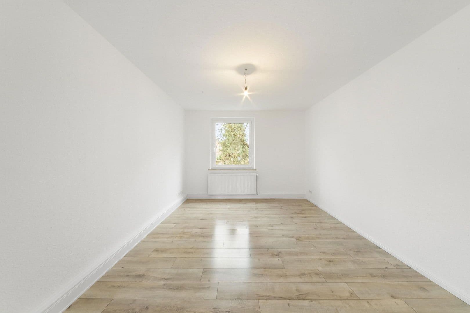 Prenájom bytu 3-izbový 65 m², Kirchhöfnerstraße 16, Hannover, Dolné Sasko Prenájom bytu 3-izbový 65 m², Kirchhöfnerstraße 16, Hannover, Dolné Sasko