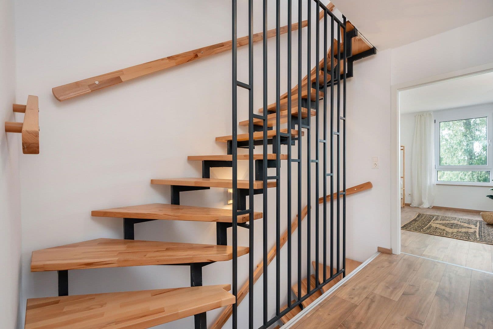 Prenájom domu 141 m², pozemek 169 m², Am Brünnle 22, Roth, Bavorsko Prenájom domu 141 m², pozemek 169 m², Am Brünnle 22, Roth, Bavorsko