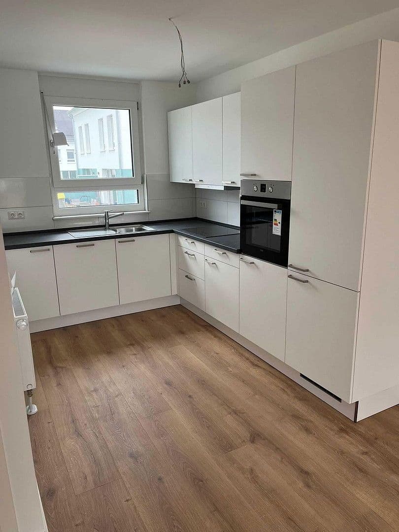 Prenájom domu 141 m², pozemek 169 m², Am Brünnle 22, Roth, Bavorsko Prenájom domu 141 m², pozemek 169 m², Am Brünnle 22, Roth, Bavorsko