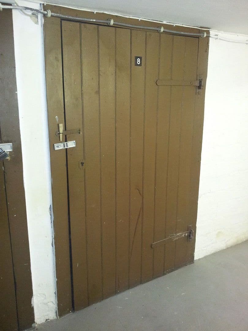 Predaj domu 606 m², pozemek 565 m², Aroser Allee 102, Berlin, Berlín Predaj domu 606 m², pozemek 565 m², Aroser Allee 102, Berlin, Berlín