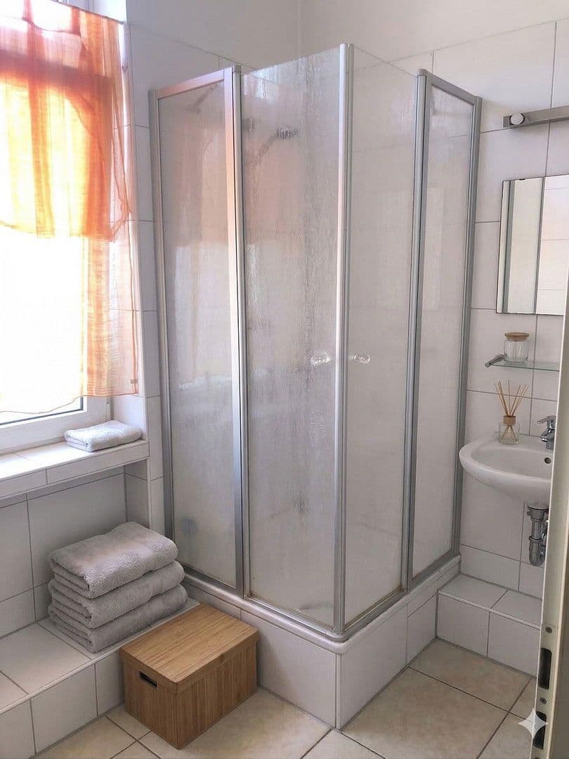 Prenájom bytu 3-izbový 75 m², Bleichstrasse 41, Wiesbaden, Hesensko Prenájom bytu 3-izbový 75 m², Bleichstrasse 41, Wiesbaden, Hesensko