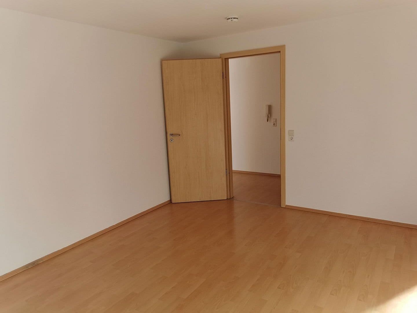 Prenájom bytu 3-izbový 68 m², Schoellstr. 5, Stuttgart-Plieningen, Bádensko-Wurttembersko Prenájom bytu 3-izbový 68 m², Schoellstr. 5, Stuttgart-Plieningen, Bádensko-Wurttembersko