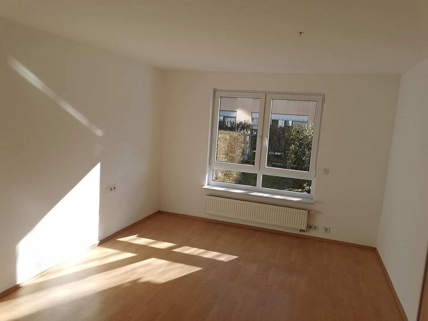 Prenájom bytu 3-izbový 68 m², Schoellstr. 5, Stuttgart-Plieningen, Bádensko-Wurttembersko Prenájom bytu 3-izbový 68 m², Schoellstr. 5, Stuttgart-Plieningen, Bádensko-Wurttembersko