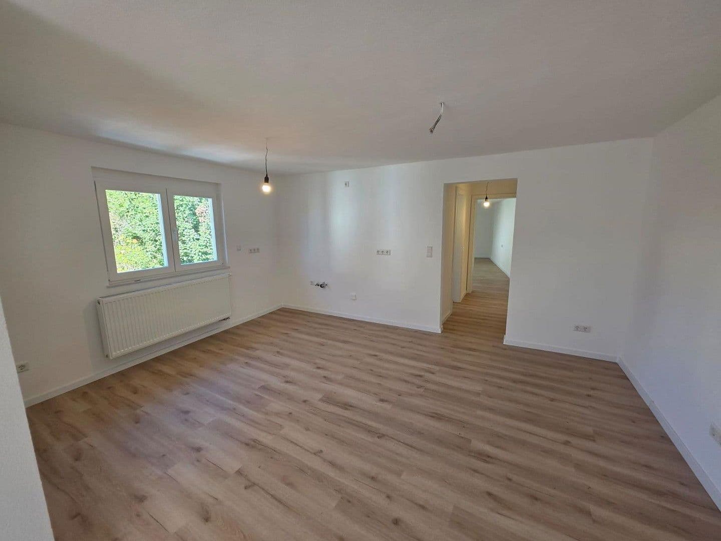 Predaj domu 135 m², pozemek 305 m², Böllatstrasse 14, Nürtingen, Bádensko-Wurttembersko Predaj domu 135 m², pozemek 305 m², Böllatstrasse 14, Nürtingen, Bádensko-Wurttembersko