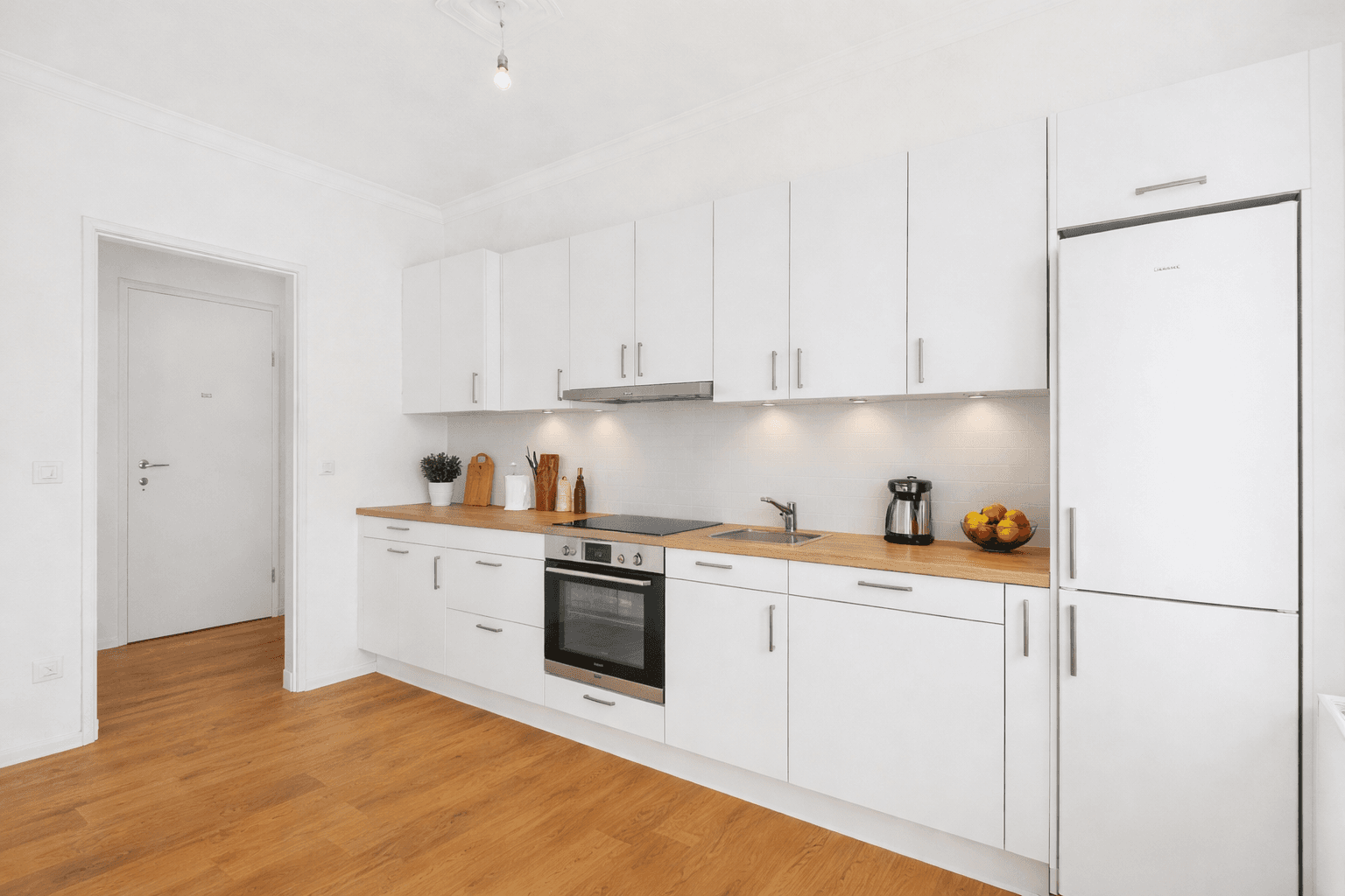 Predaj bytu 3-izbový 92 m², Berlin, Berlín Predaj bytu 3-izbový 92 m², Berlin, Berlín