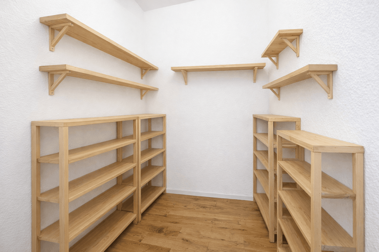 Predaj bytu 3-izbový 92 m², Berlin, Berlín Predaj bytu 3-izbový 92 m², Berlin, Berlín