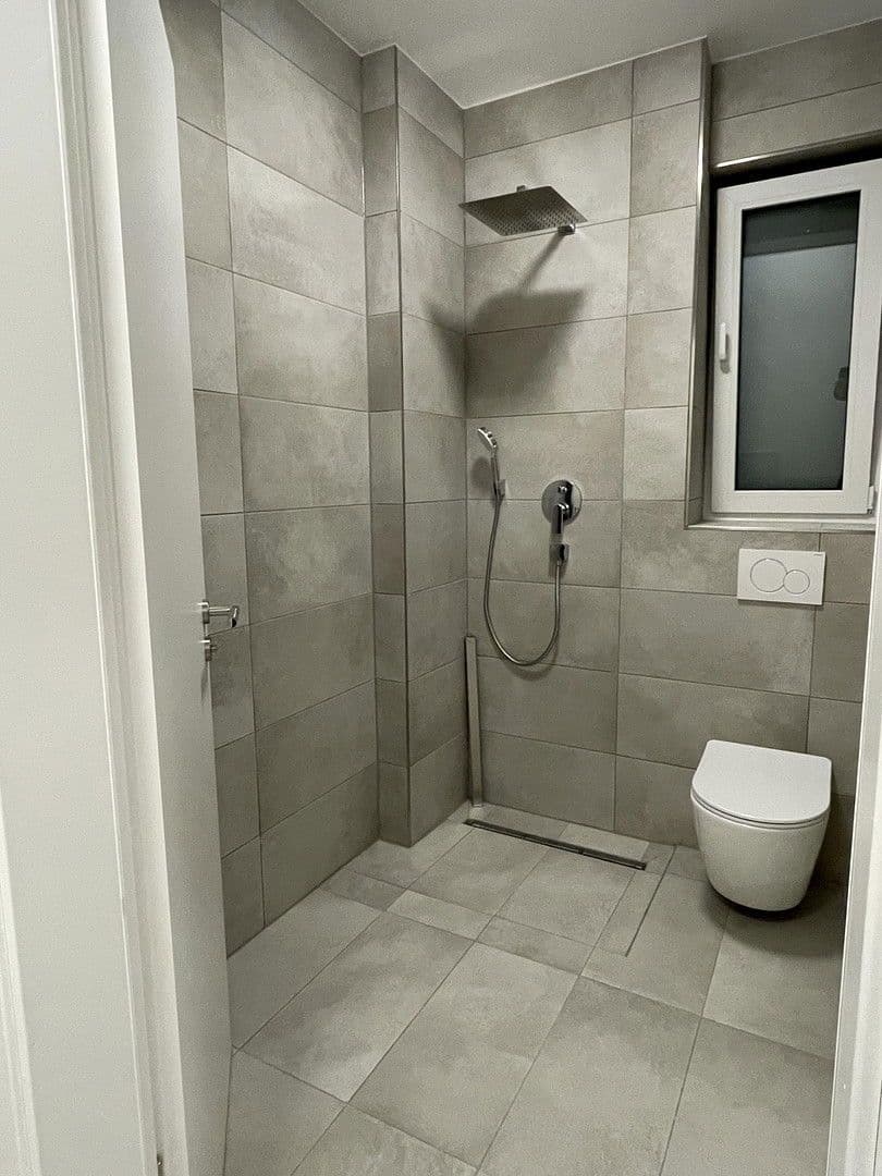 Prenájom bytu 3-izbový 72 m², Burgstetten, Bádensko-Wurttembersko Prenájom bytu 3-izbový 72 m², Burgstetten, Bádensko-Wurttembersko