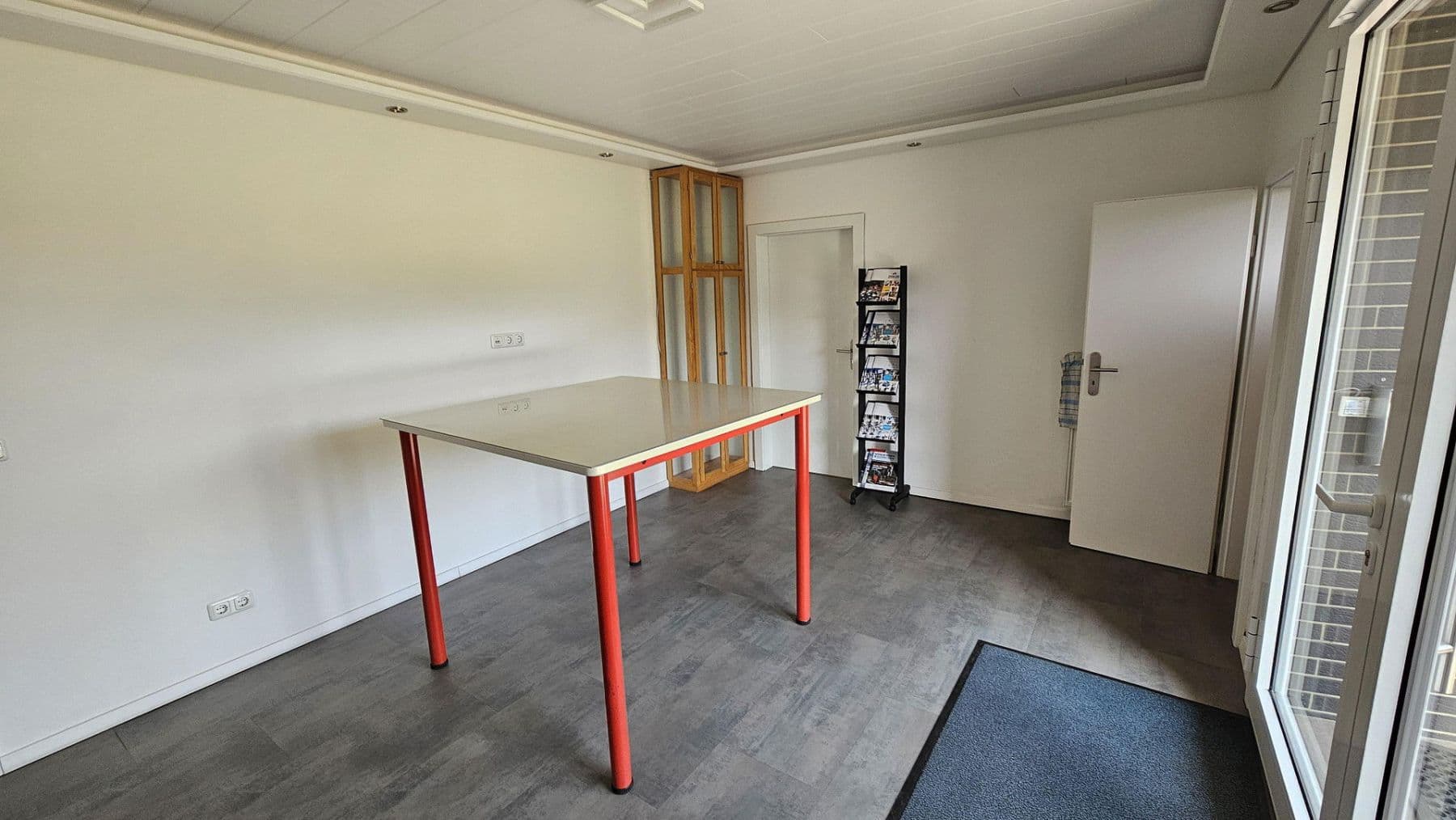 Prenájom nebytového priestoru 5.676 m², Industriestraße 2, Kalletal, Severné Porýnie - Westfálsko Prenájom nebytového priestoru 5.676 m², Industriestraße 2, Kalletal, Severné Porýnie - Westfálsko