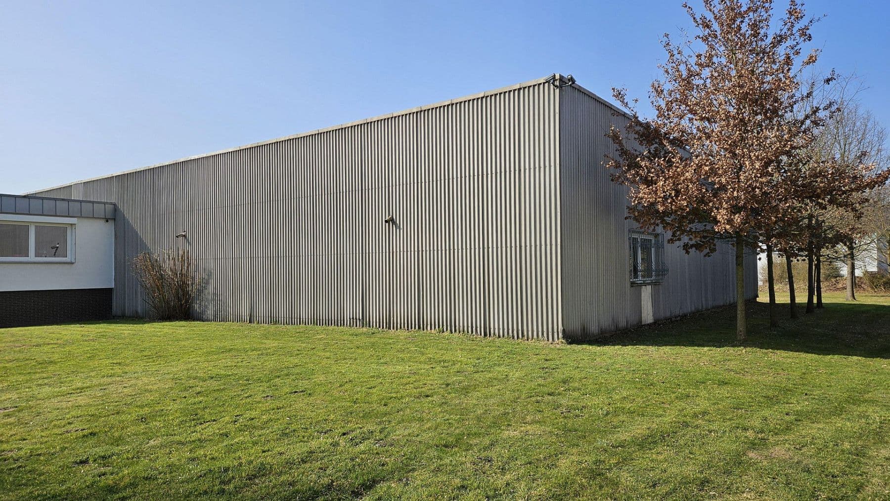 Prenájom nebytového priestoru 5.676 m², Industriestraße 2, Kalletal, Severné Porýnie - Westfálsko Prenájom nebytového priestoru 5.676 m², Industriestraße 2, Kalletal, Severné Porýnie - Westfálsko