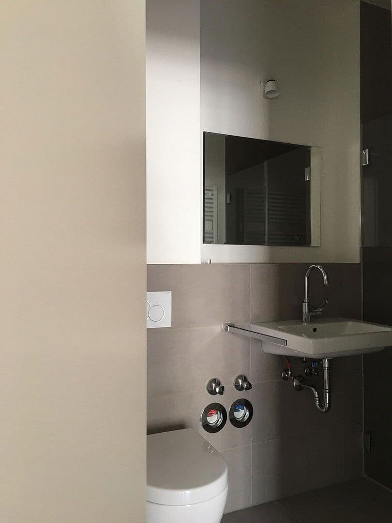 Prenájom bytu 1-izbový 26 m², Hauptstr. 17, Aachen, Severné Porýnie - Westfálsko Prenájom bytu 1-izbový 26 m², Hauptstr. 17, Aachen, Severné Porýnie - Westfálsko