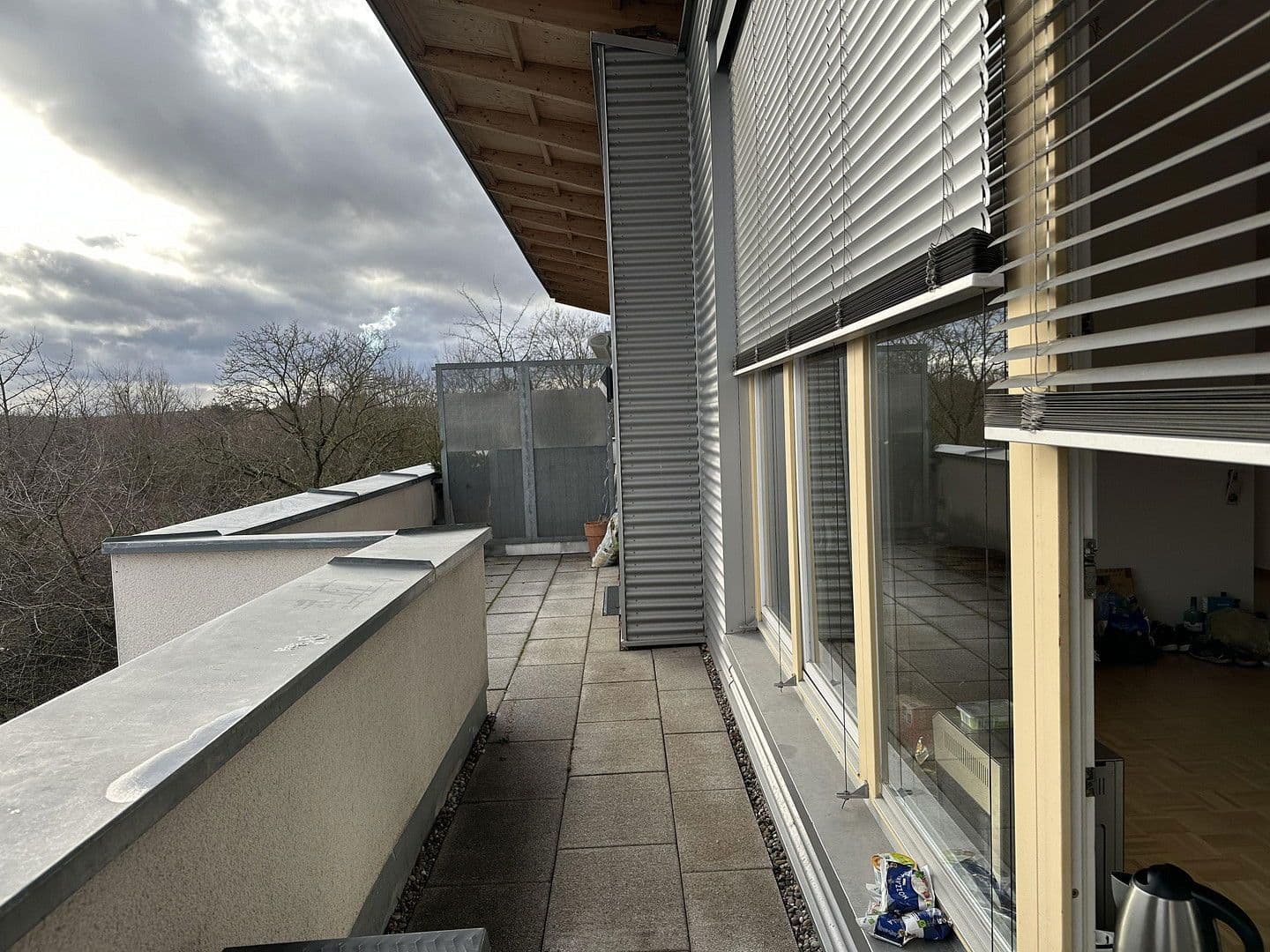 Prenájom bytu 3-izbový 90 m², Thekla-Kauffmann-Weg 7, Stuttgart, Bádensko-Wurttembersko Prenájom bytu 3-izbový 90 m², Thekla-Kauffmann-Weg 7, Stuttgart, Bádensko-Wurttembersko