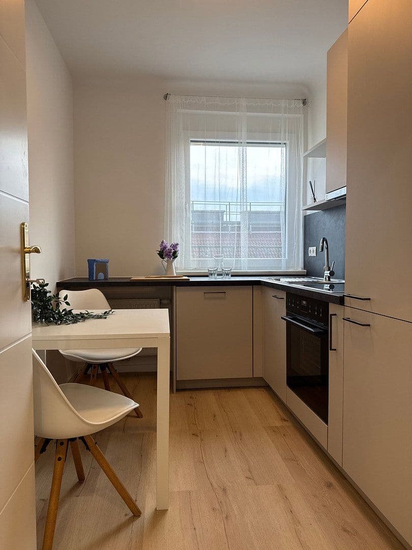 Prenájom bytu 2-izbový 64 m², Barichgasse 28, Wien, Viedeň Prenájom bytu 2-izbový 64 m², Barichgasse 28, Wien, Viedeň