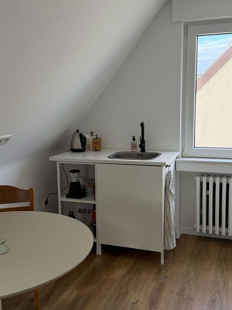 Prenájom bytu 2-izbový 39 m², Zeunerstr. 15, Essen, Severné Porýnie - Westfálsko Prenájom bytu 2-izbový 39 m², Zeunerstr. 15, Essen, Severné Porýnie - Westfálsko