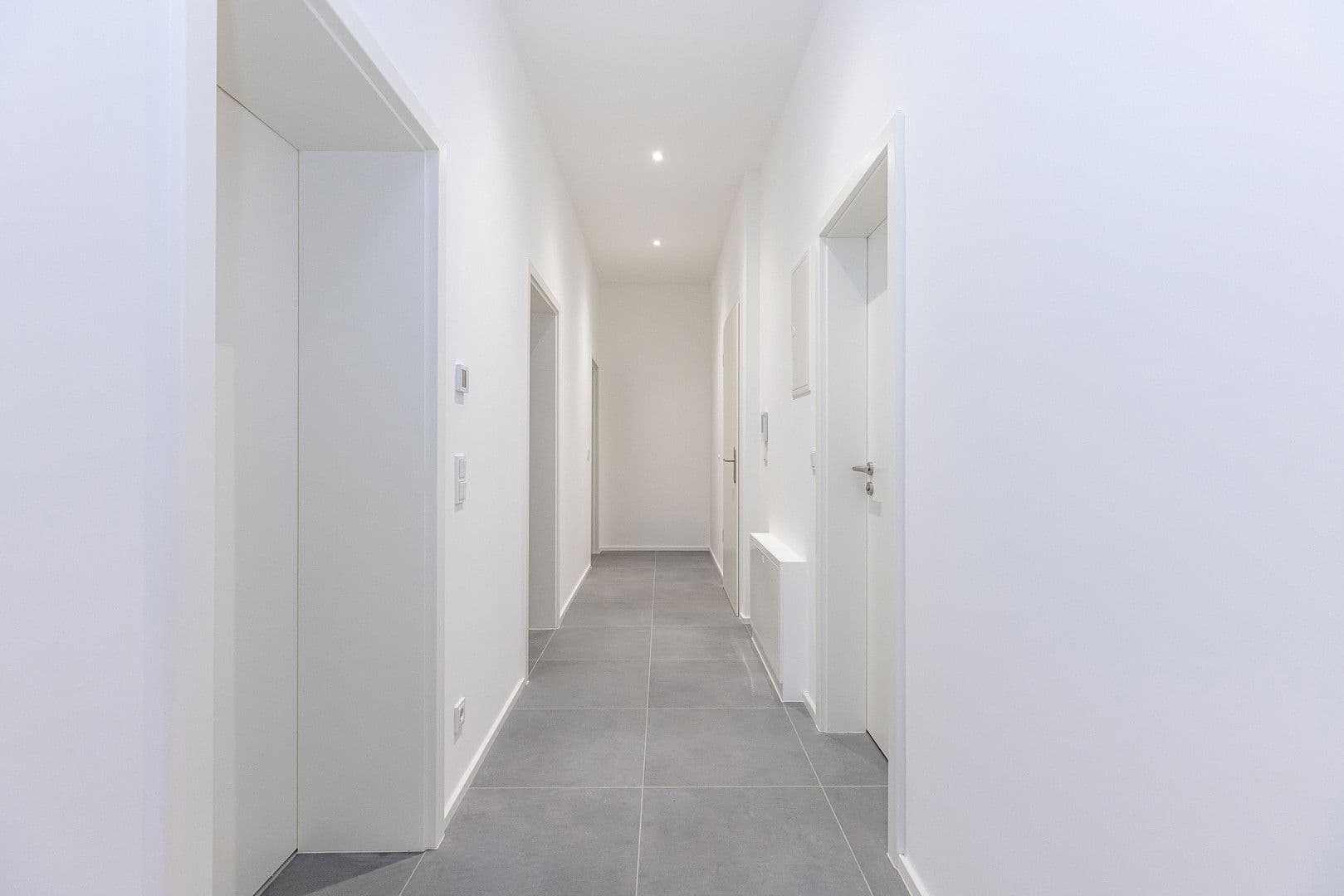 Prenájom bytu 3-izbový 69 m², Krafftstr. 1, Offenbach, Hesensko Prenájom bytu 3-izbový 69 m², Krafftstr. 1, Offenbach, Hesensko