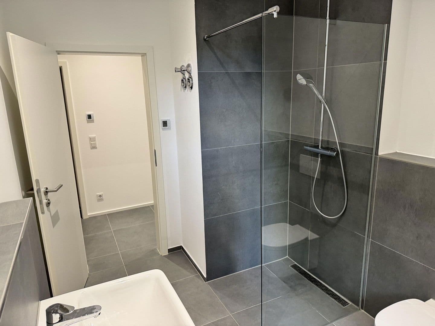 Prenájom bytu 3-izbový 69 m², Krafftstr. 1, Offenbach, Hesensko Prenájom bytu 3-izbový 69 m², Krafftstr. 1, Offenbach, Hesensko