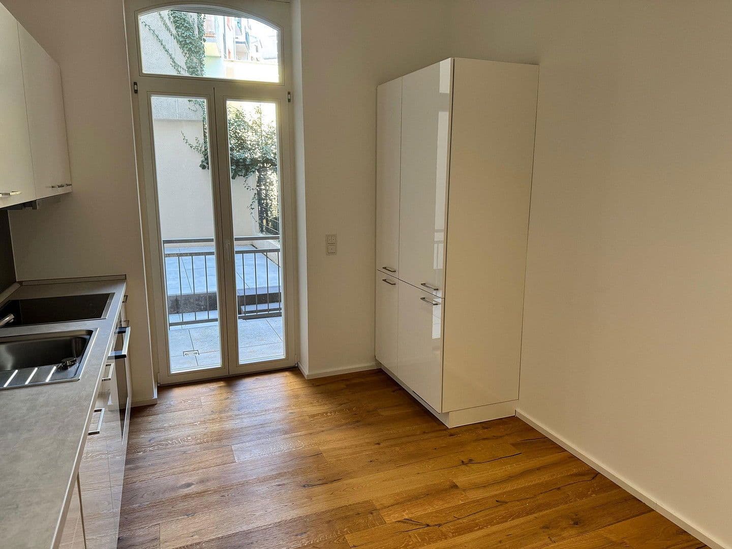 Prenájom bytu 3-izbový 69 m², Krafftstr. 1, Offenbach, Hesensko Prenájom bytu 3-izbový 69 m², Krafftstr. 1, Offenbach, Hesensko