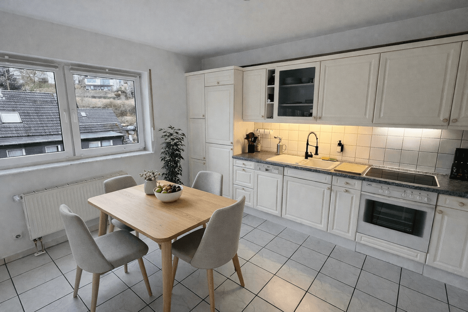 Prenájom bytu 2-izbový 71 m², Hohlerstraße 18B, Gummersbach, Severné Porýnie - Westfálsko Prenájom bytu 2-izbový 71 m², Hohlerstraße 18B, Gummersbach, Severné Porýnie - Westfálsko