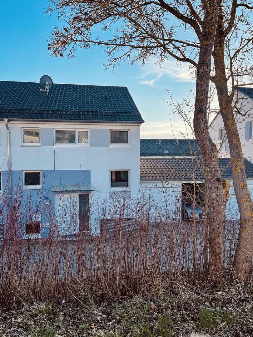 Predaj domu 144 m², pozemek 300 m², Großmehring, Bavorsko Predaj domu 144 m², pozemek 300 m², Großmehring, Bavorsko