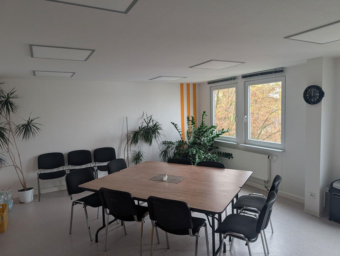 Prenájom kancelárie 206 m², Engelsdorfer Str. 373, Leipzig, Sasko Prenájom kancelárie 206 m², Engelsdorfer Str. 373, Leipzig, Sasko