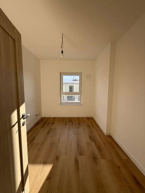 Prenájom bytu 3-izbový 60 m², Alt-Biesdorf 49A, Berlin, Berlín Prenájom bytu 3-izbový 60 m², Alt-Biesdorf 49A, Berlin, Berlín