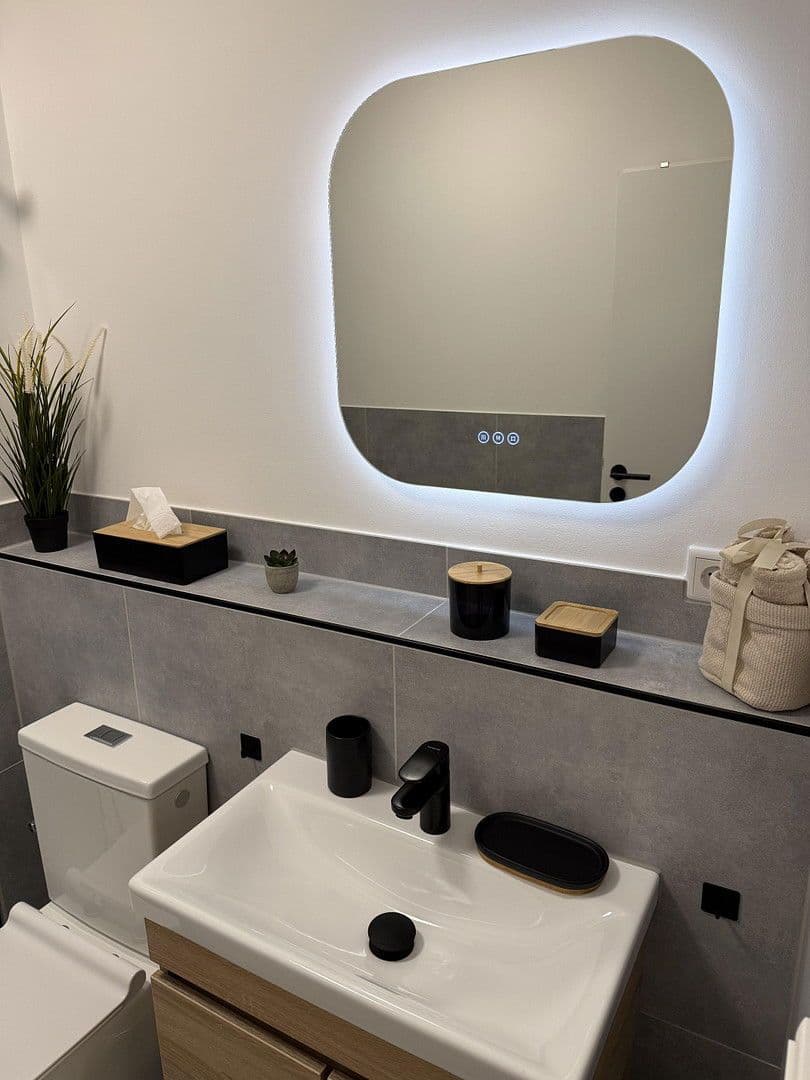 Prenájom bytu 1-izbový 30 m², Gießen, Hesensko Prenájom bytu 1-izbový 30 m², Gießen, Hesensko