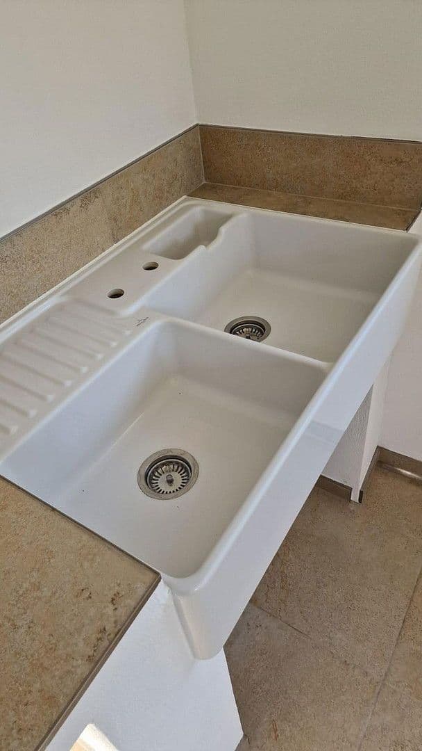 Predaj domu 230 m², pozemek 640 m², Am Lech 1 1/2, Unterdießen, Bavorsko Predaj domu 230 m², pozemek 640 m², Am Lech 1 1/2, Unterdießen, Bavorsko