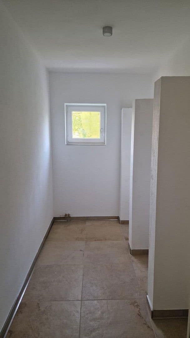 Predaj domu 230 m², pozemek 640 m², Am Lech 1 1/2, Unterdießen, Bavorsko Predaj domu 230 m², pozemek 640 m², Am Lech 1 1/2, Unterdießen, Bavorsko