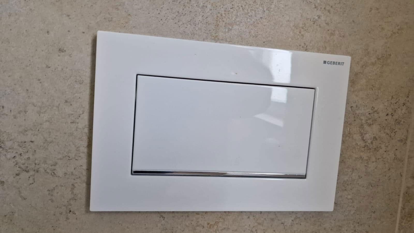 Predaj domu 230 m², pozemek 640 m², Am Lech 1 1/2, Unterdießen, Bavorsko Predaj domu 230 m², pozemek 640 m², Am Lech 1 1/2, Unterdießen, Bavorsko