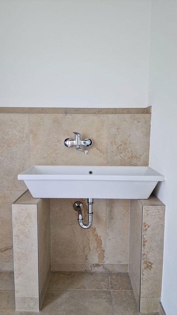 Predaj domu 230 m², pozemek 640 m², Am Lech 1 1/2, Unterdießen, Bavorsko Predaj domu 230 m², pozemek 640 m², Am Lech 1 1/2, Unterdießen, Bavorsko