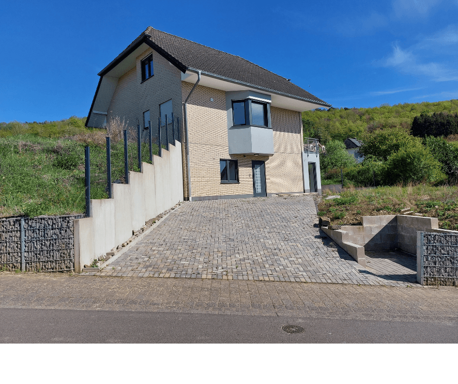 Predaj bytu 3-izbový 106 m², Schöndorf, Porýnie-Falcko Predaj bytu 3-izbový 106 m², Schöndorf, Porýnie-Falcko