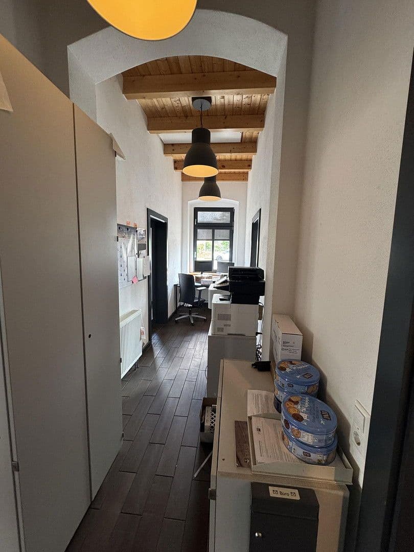 Prenájom nebytového priestoru 6.000 m², Löbauer Str. 1a, Žitava, Sasko Prenájom nebytového priestoru 6.000 m², Löbauer Str. 1a, Žitava, Sasko