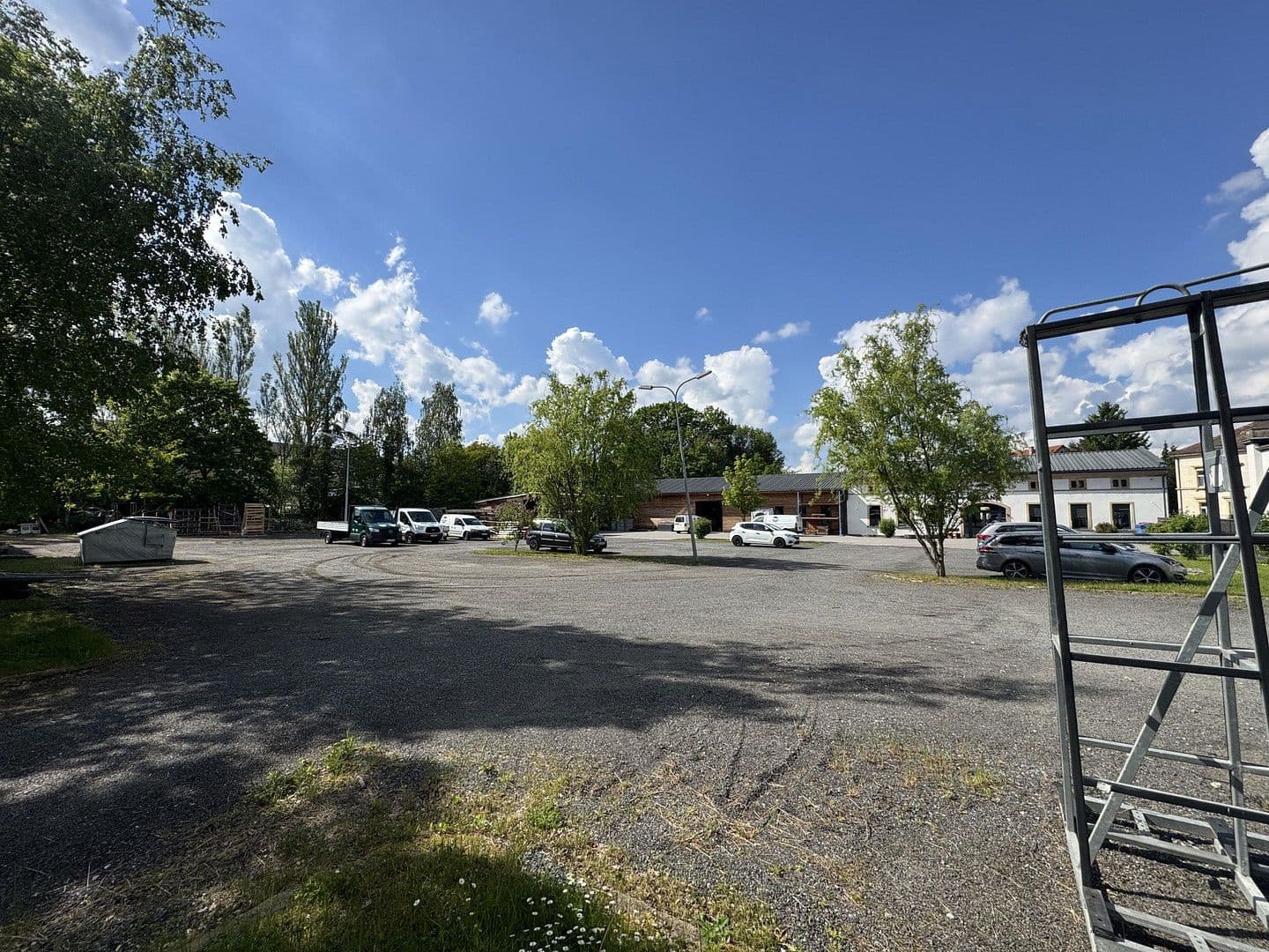 Prenájom nebytového priestoru 6.000 m², Löbauer Str. 1a, Žitava, Sasko Prenájom nebytového priestoru 6.000 m², Löbauer Str. 1a, Žitava, Sasko