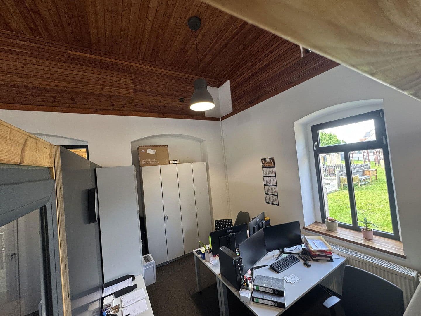 Prenájom nebytového priestoru 6.000 m², Löbauer Str. 1a, Žitava, Sasko Prenájom nebytového priestoru 6.000 m², Löbauer Str. 1a, Žitava, Sasko