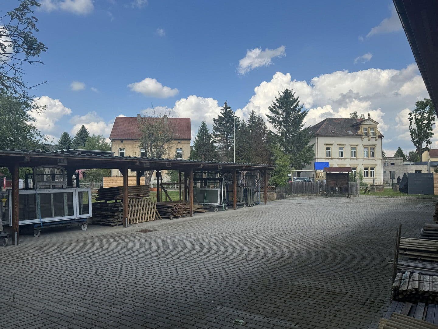 Prenájom nebytového priestoru 6.000 m², Löbauer Str. 1a, Žitava, Sasko Prenájom nebytového priestoru 6.000 m², Löbauer Str. 1a, Žitava, Sasko