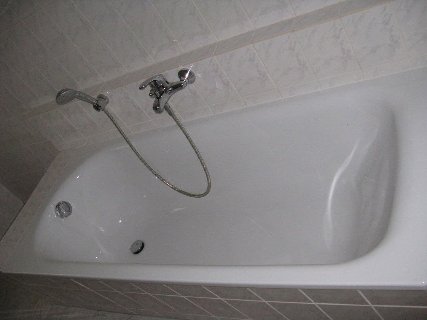 Prenájom bytu 2-izbový 78 m², Waldems, Hesensko Prenájom bytu 2-izbový 78 m², Waldems, Hesensko