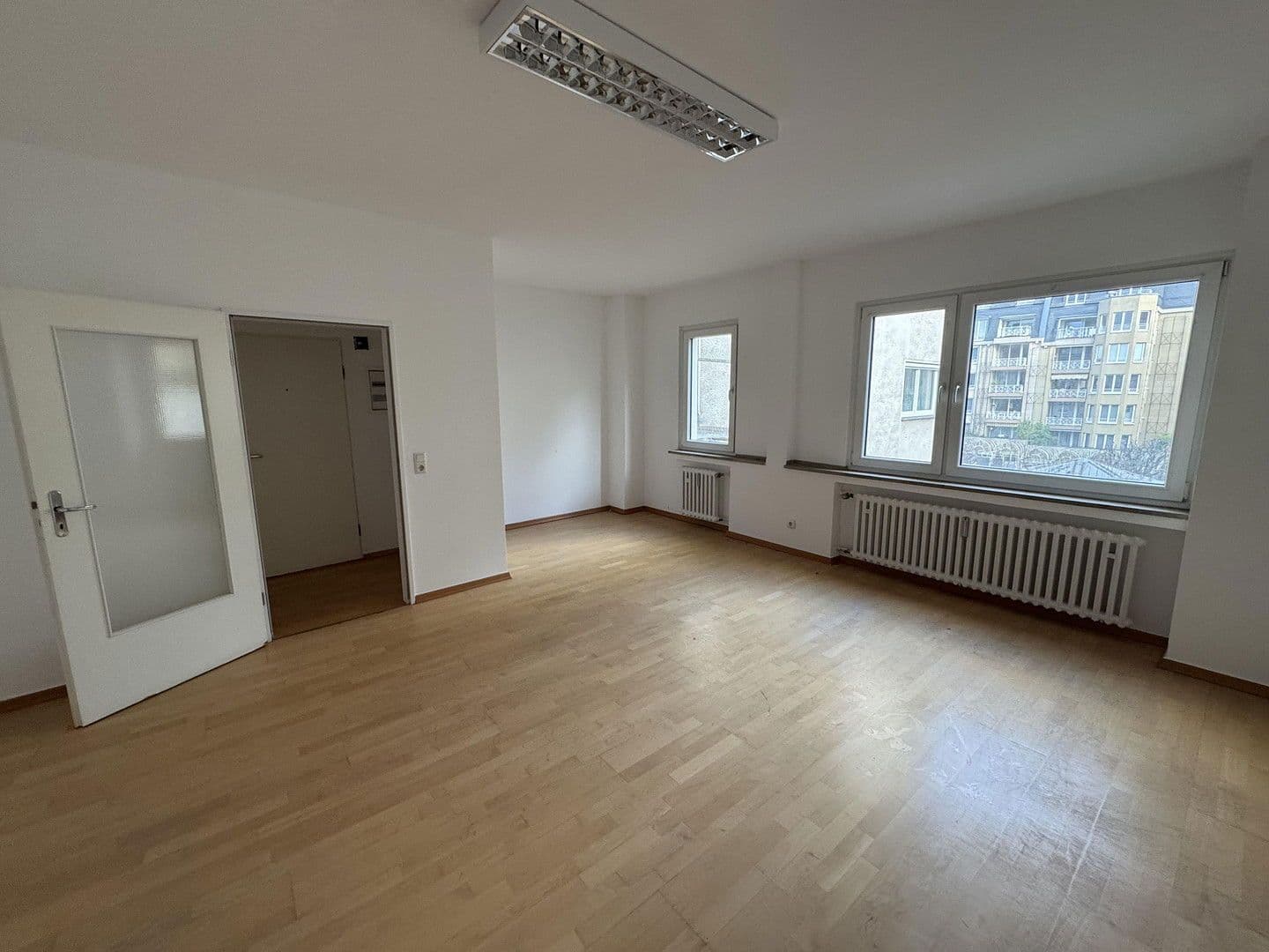 Prenájom kancelárie 97 m², Marspfortengasse 6, Köln, Severné Porýnie - Westfálsko Prenájom kancelárie 97 m², Marspfortengasse 6, Köln, Severné Porýnie - Westfálsko
